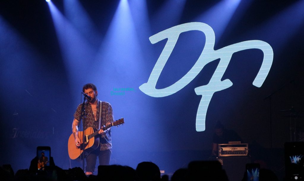 Locura en La Riviera: Dani Fernández cumple su sueño