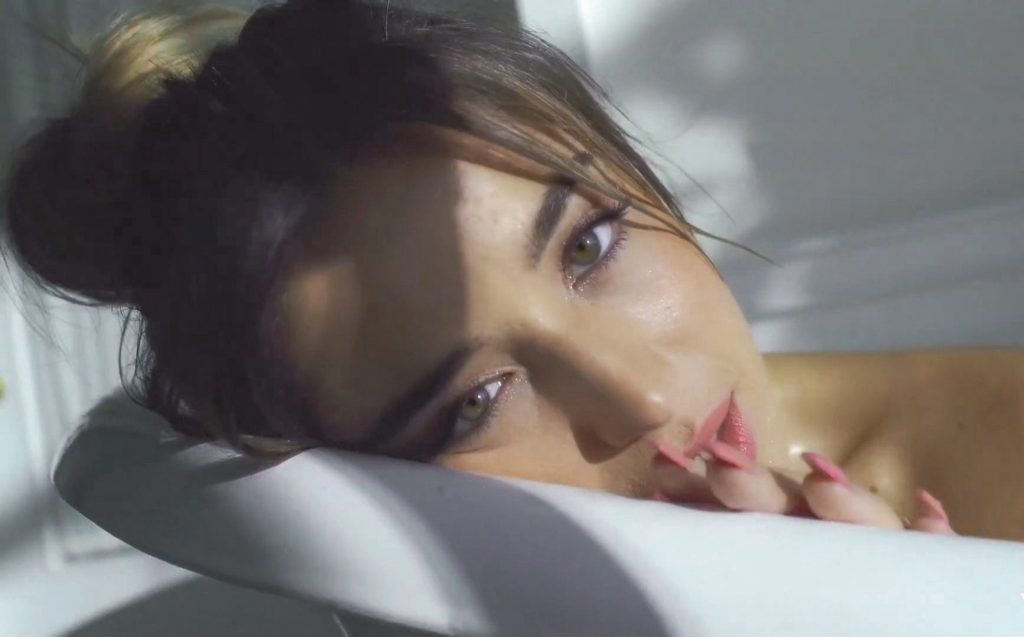 “Luna”, el regalo de Lola Índigo a sus fans.