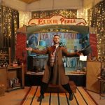 Fran Perea ejerce de salvavidas en “Canciones para salvarme”.