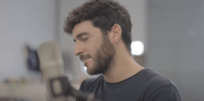 Querido Álvaro Gango, bienvenido de nuevo y gracias por esta joya.