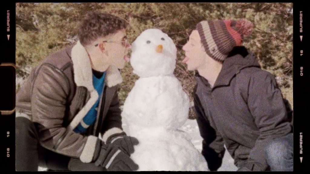 David Rees publica “Muñecos de nieve” una original canción navideña
