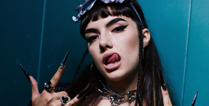 Marta Sango se muestra poderosa en “Escapar”