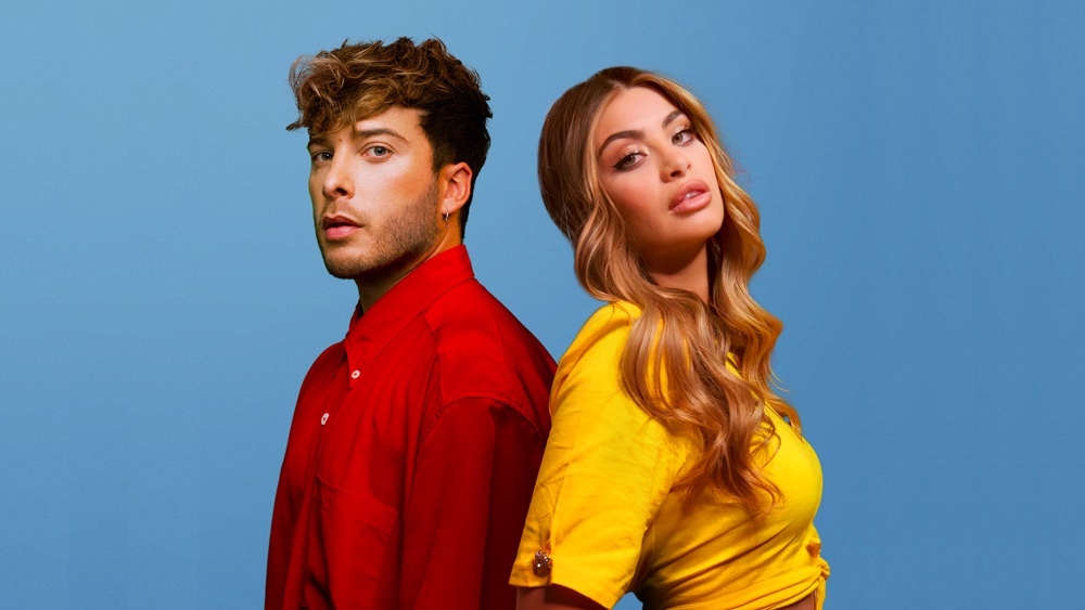 Blas Cantó se muda al italiano en compañía de Emma Muscat