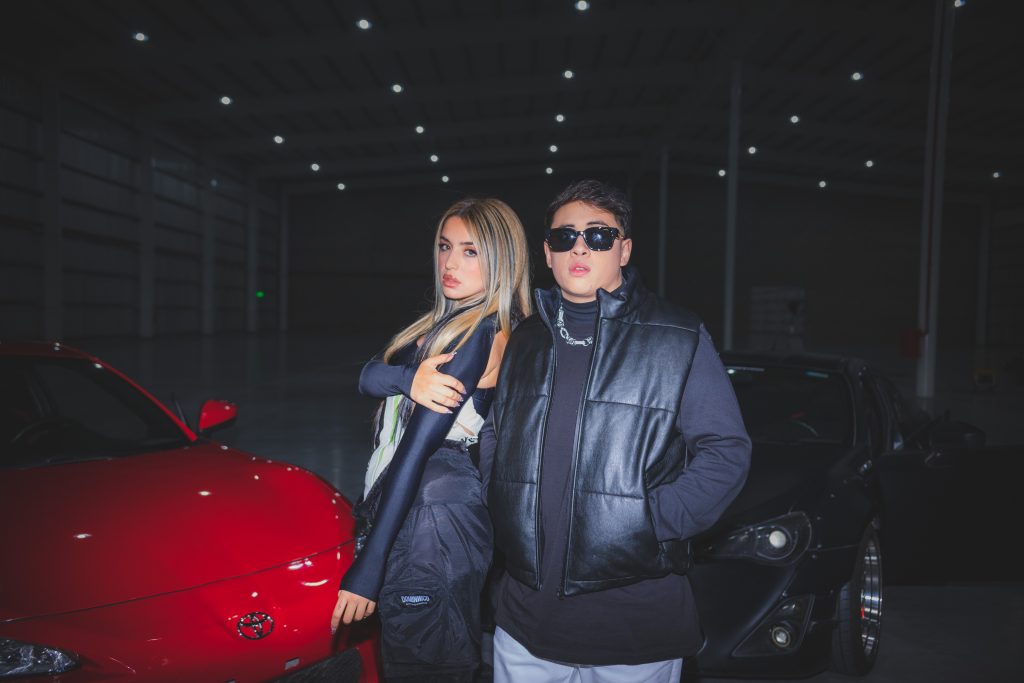 antes que salga el sol FMK y Lola Índigo