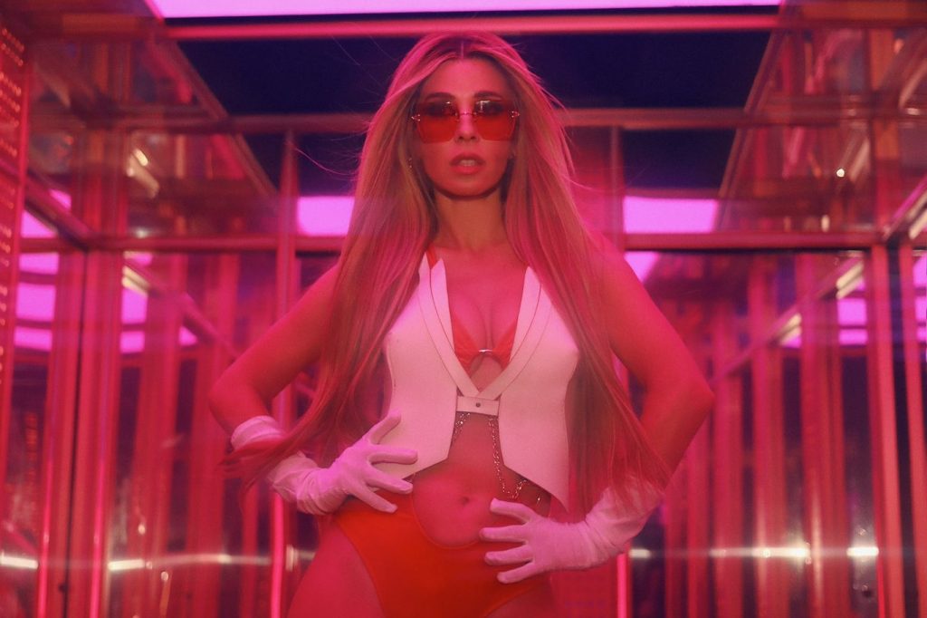 Natalia apuesta por ser una de las canciones del verano con “Cien x Cien”