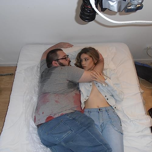 Eva B representa el dolor a la perfección en “flaco”