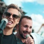 Carlos Baute y Zzoilo tatúan “Coco” en nuestra memoria