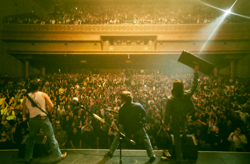 Los Mesoneros arrasan con su gira