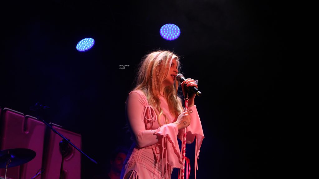 Samantha llena de vida La Sala del Wizink Center