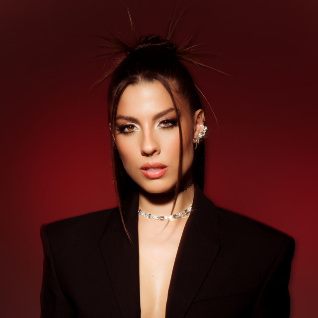 Miriam Rodríguez ruge más fuerte que nunca con “Líneas Rojas”