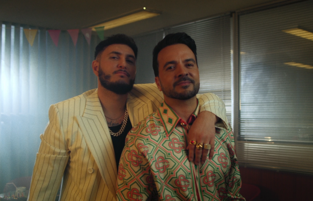 Luis Fonsi y Omar Montes viajan rumbo a “Marbella”