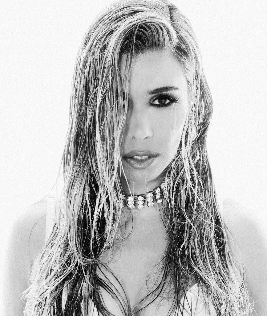 Natalia nos empodera con “NADIE MÁS”