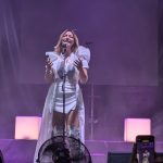 Merche tatúa sus éxitos en la noche de Loranca