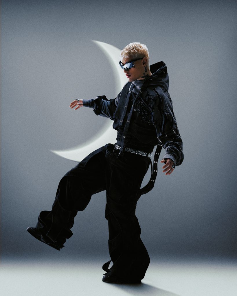 Tiago PZK aterriza en España