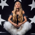 Paula Koops avanza con “Se Suponía”