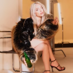 Ana Mena sorprende con “Sosegá”