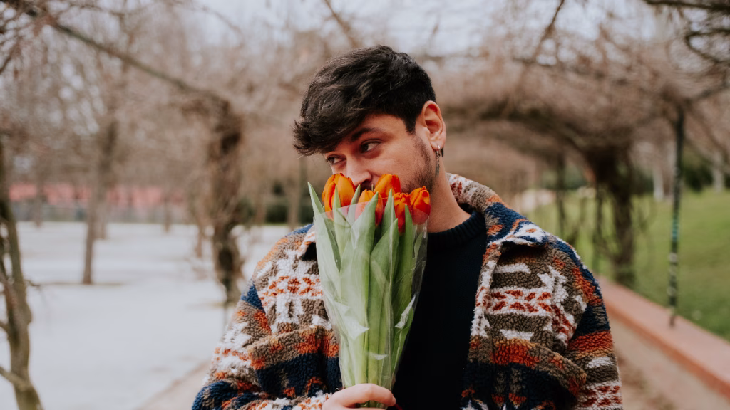 Cepeda vuelve a acertar con “Tulipanes”