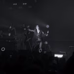 Malú gobierna de forma titánica su sexta noche en Las Ventas