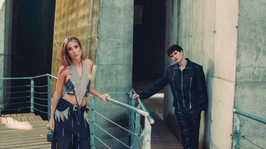 Javi Crespo y Paula Koops nos enternecen con «Rayito de luz» 