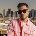 Tony Lozano rompe la Bachata Sensual con “Miradita Asesina”